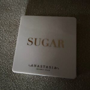 Anastasia Beverly Hills Sugar eyeshadow Palette